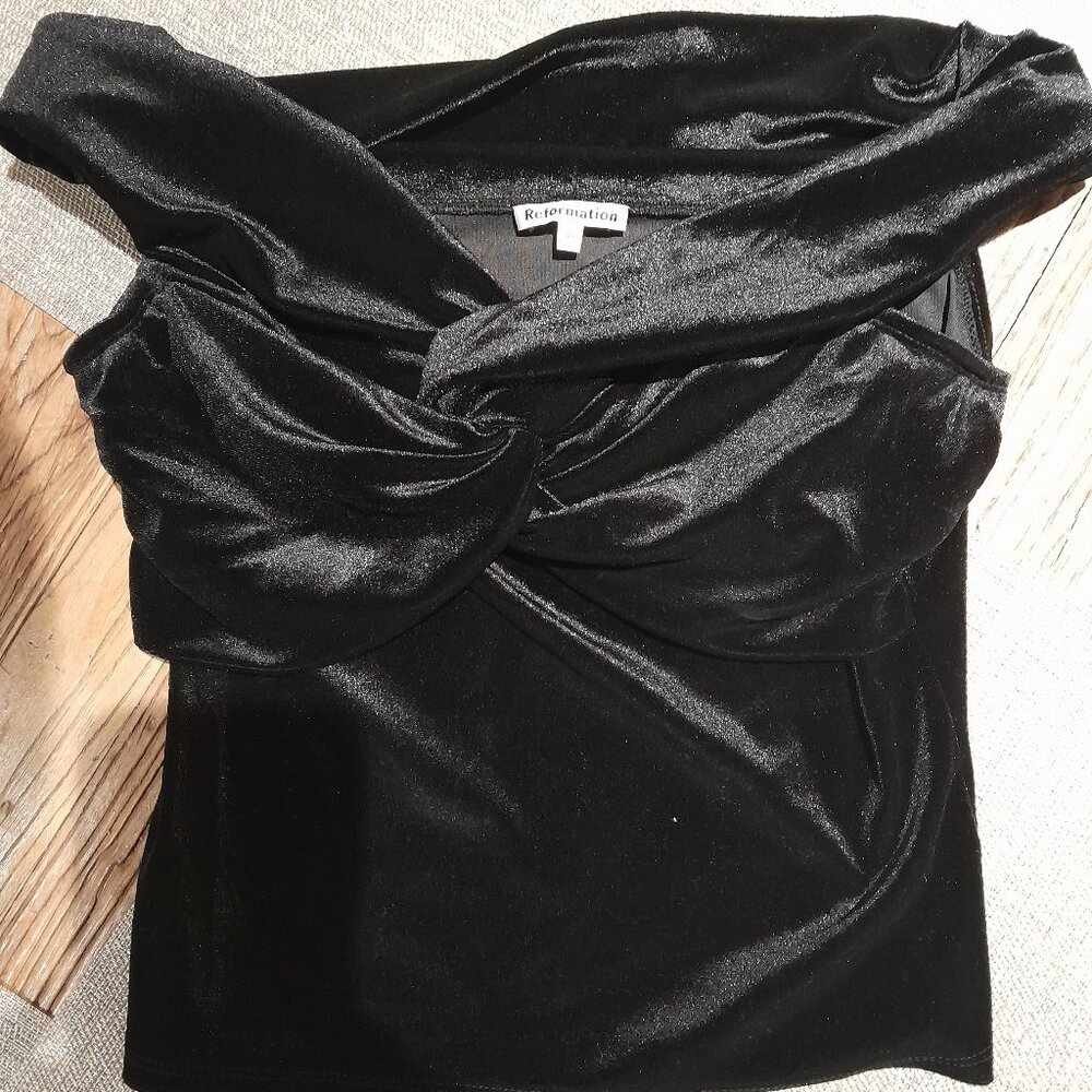 Reformation Ezlynn Knit Top Black Velvet - Size M